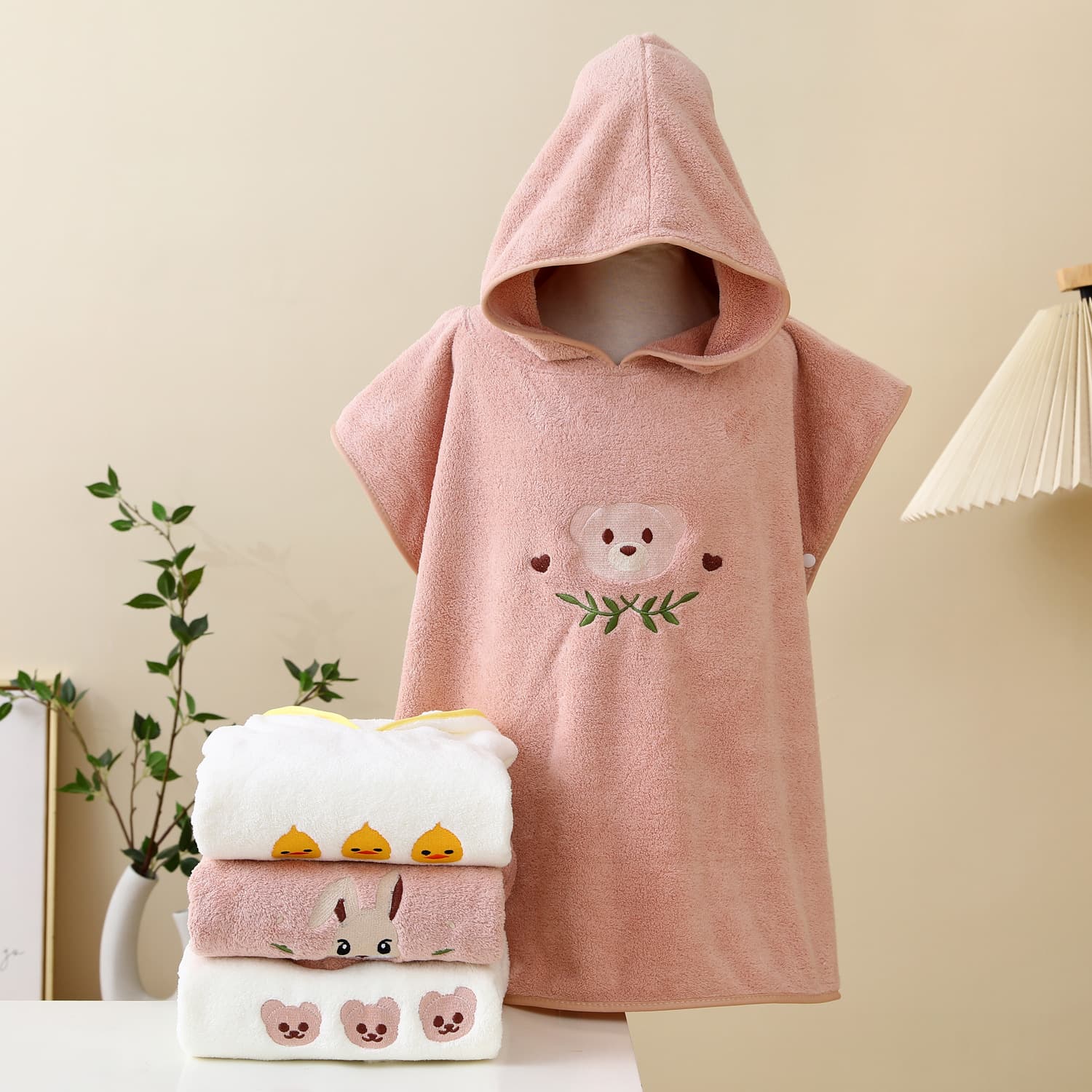 スリーパー 可愛い動物刺繍入りフード付き半袖スリーパー